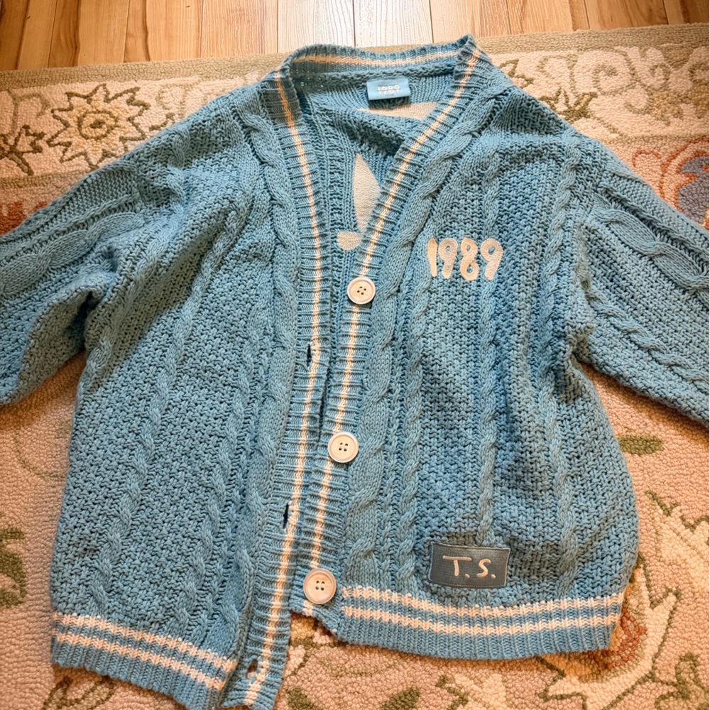 Taylor Swift 1989 Cable Knit Cardigan